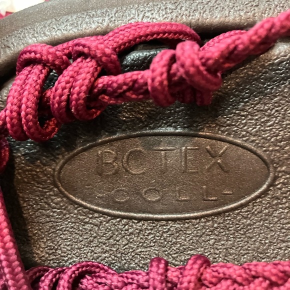 NWT BCTEX Coll Gladiator Woven Gladiator Sandals in burgandy size 6 - Picture 5 of 5